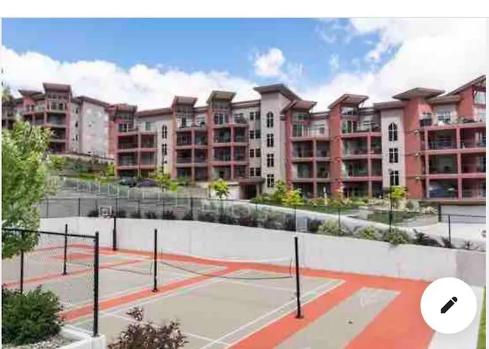Stay In The Okanagan - Copper Sky, West Kelowna