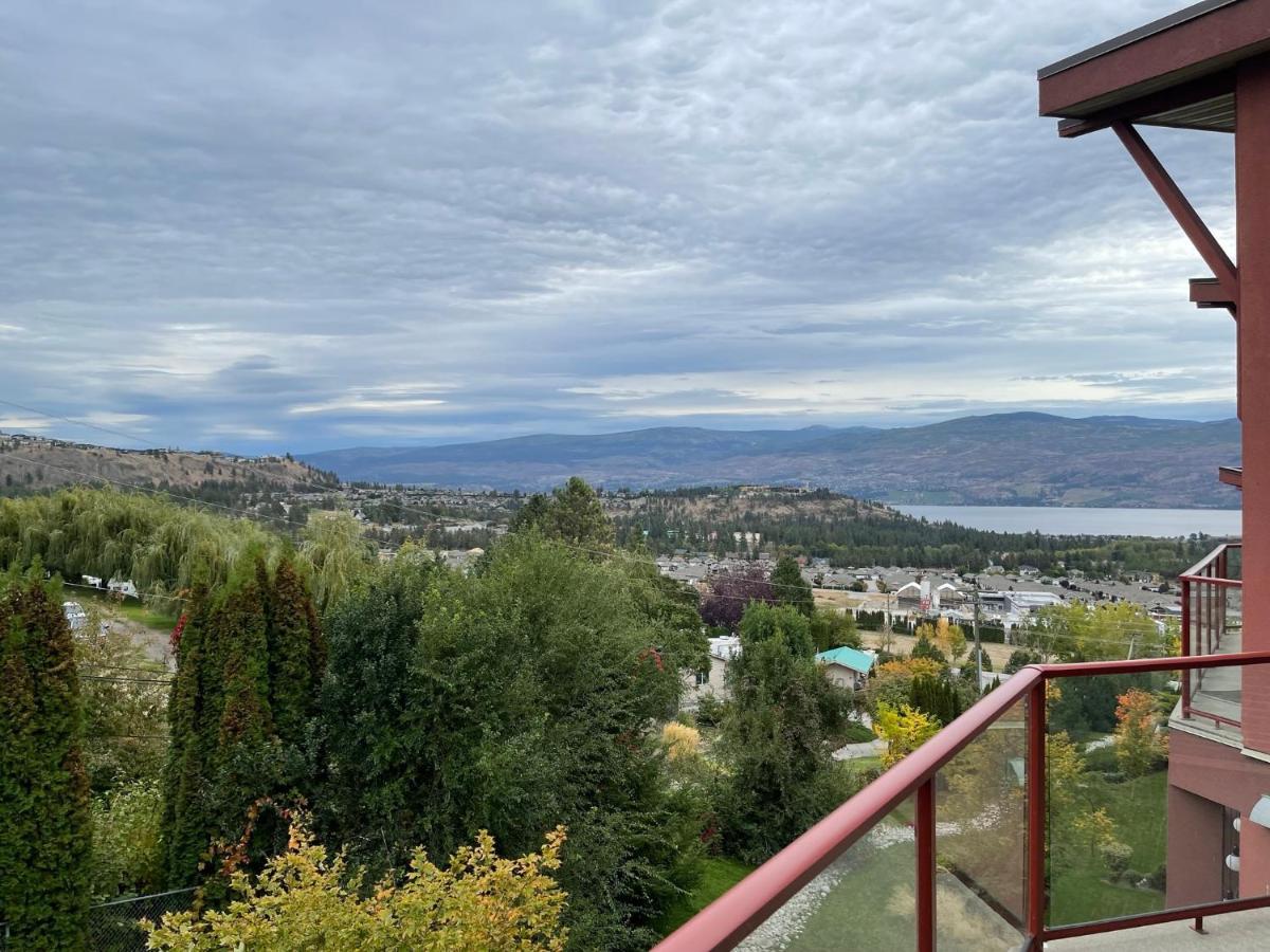 In The Okanagan - Copper Sky, Appartement